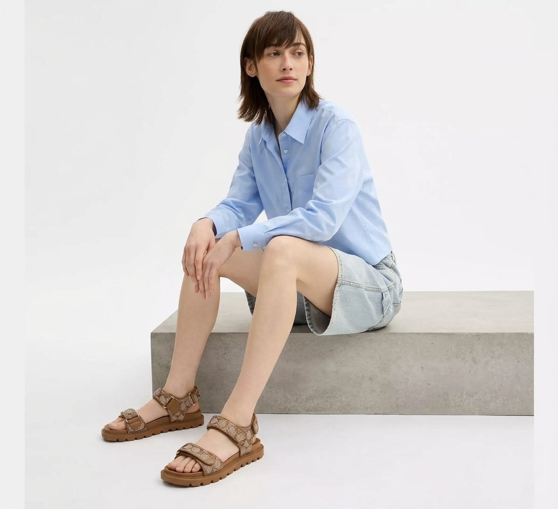 Hero full body sitting